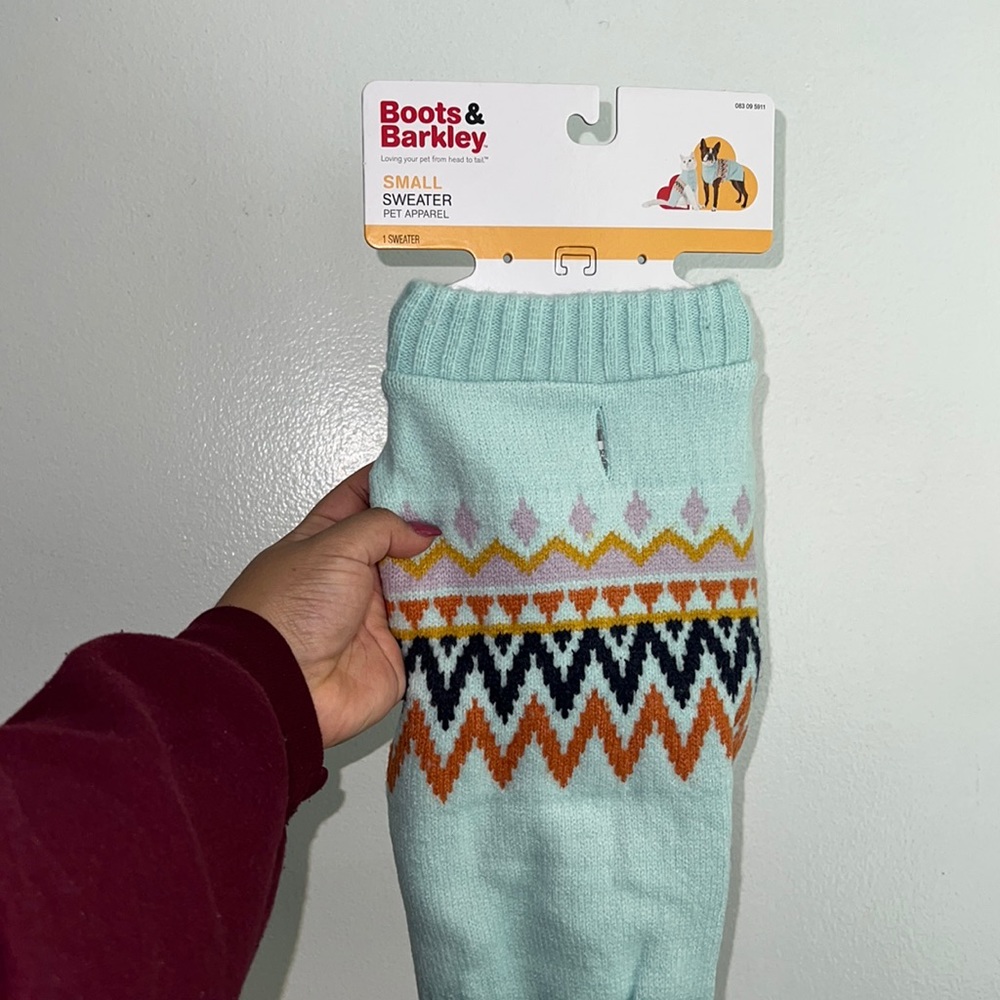 Boots & Barkley size small sweater (for cats and dogs)